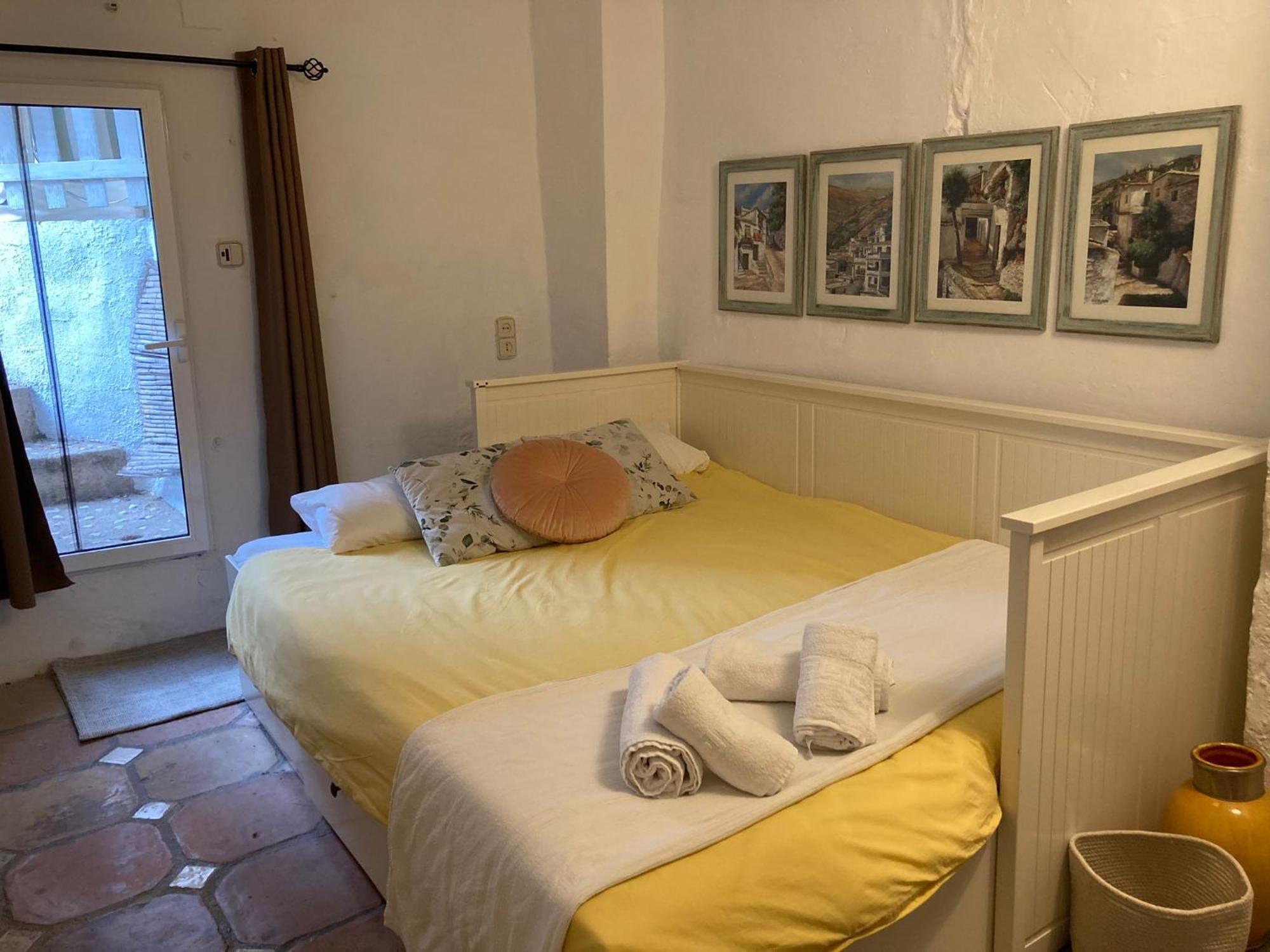 Casita Del Peral Guejar Sierra